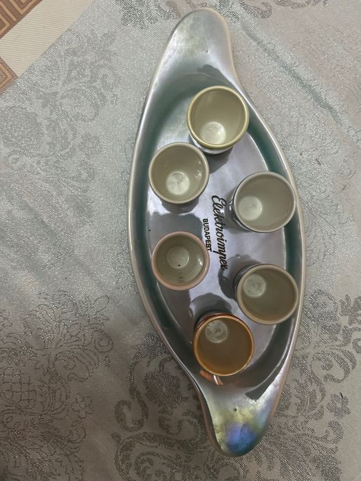 Set paharele portelan cu tava