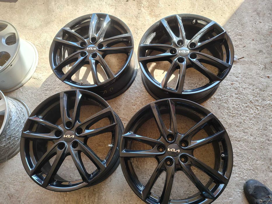 4бр.Алуминиеви джанти 18ки за KIA 5x114.3 et45 7.5j