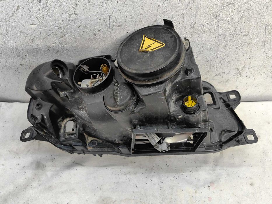 Оригинален фар Алфа Ромео 166 Alfa Romeo 166 Xenon