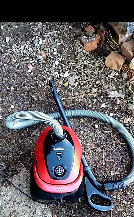 Пылесос Samsung 2000w