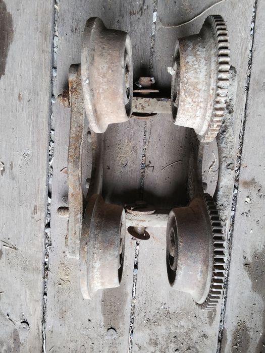 Продам ролики на тельфер