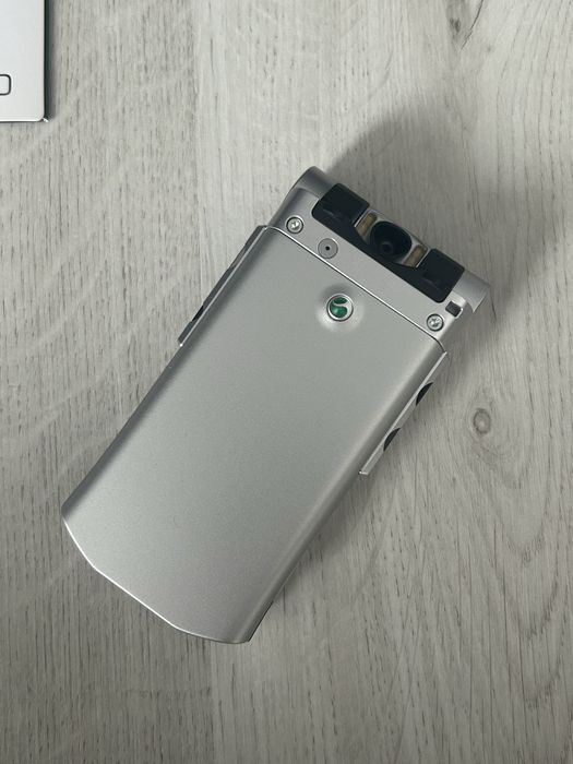Sony Ericsson Z800i NOU (NOS) Full Box NEFOLOSIT RAR
