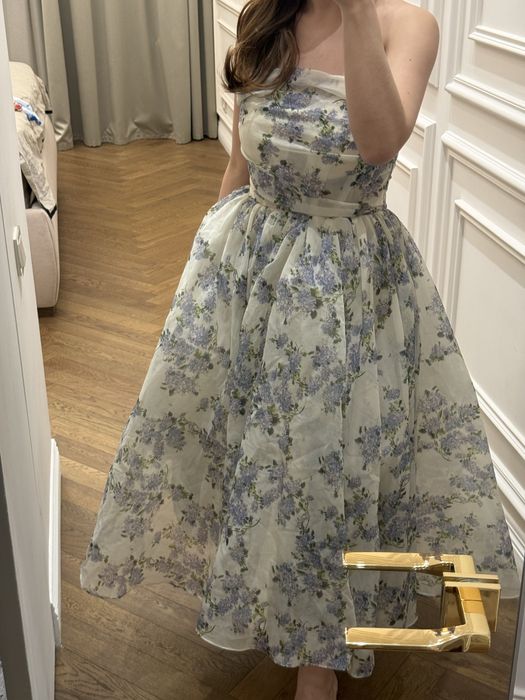 Пышное платье с цветочками