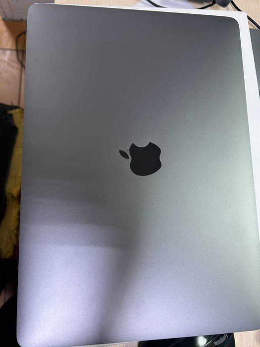 Apple MacBook Air лот: 1141/878
