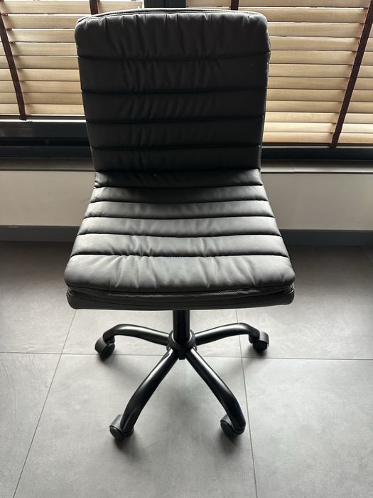 Стол на колелца King с 2г гаранция и безплатна доставка до офис