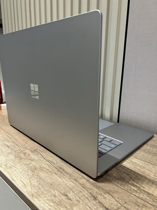 Surface laptop 4 15 ноутбук метал i7 - 11gen 8gb 256 ssd акб 1 цикл