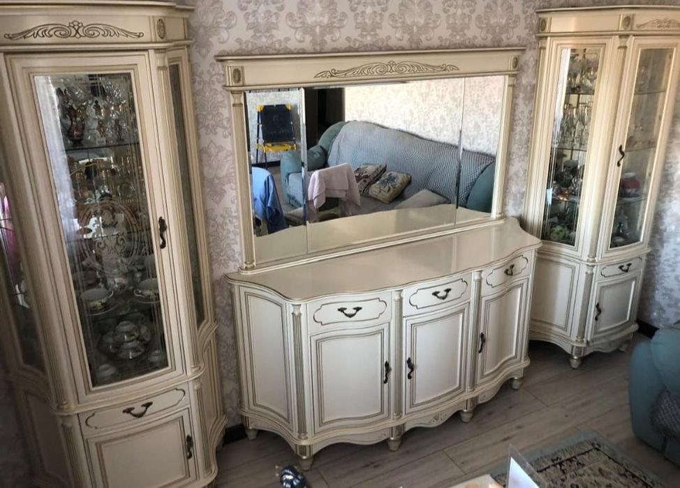 Гарнитур в зал ,гостинную