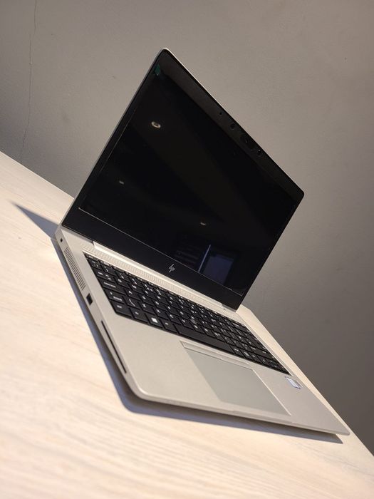 Hp Zbook core i7 ( 8-avlod )