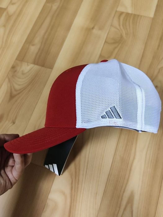 Кепки Adidas козырек,бейсболка