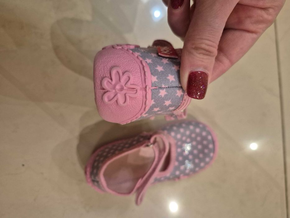 Пантофи 3 броя/обувки