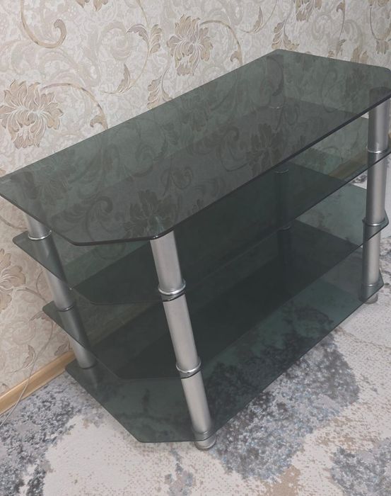 Продам ТВ тумбу