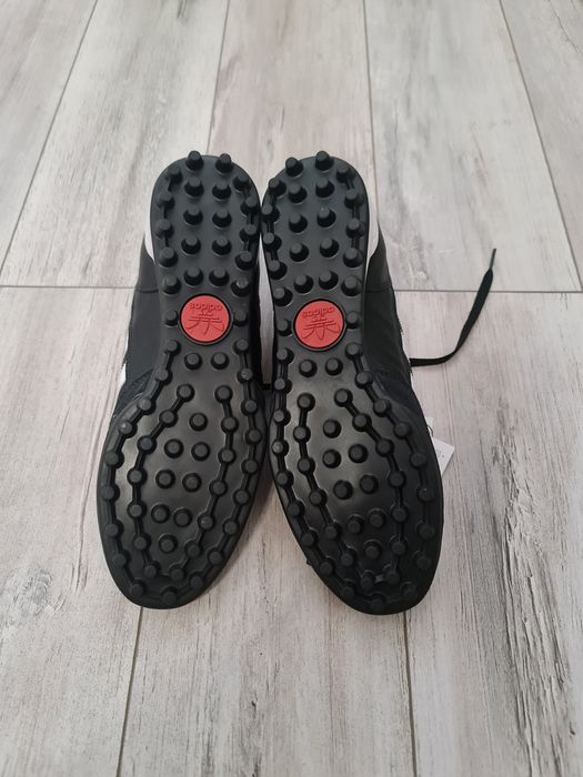 Ghete fotbal sintetic