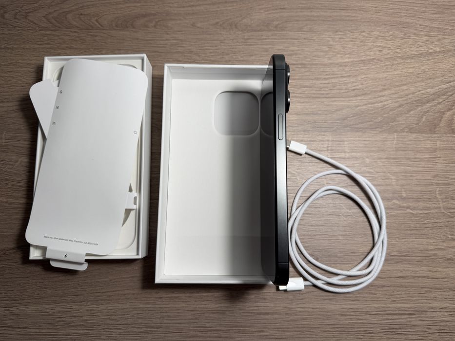 iPhone 15 Pro Max, Black Titanium, 256GB, Impecabil