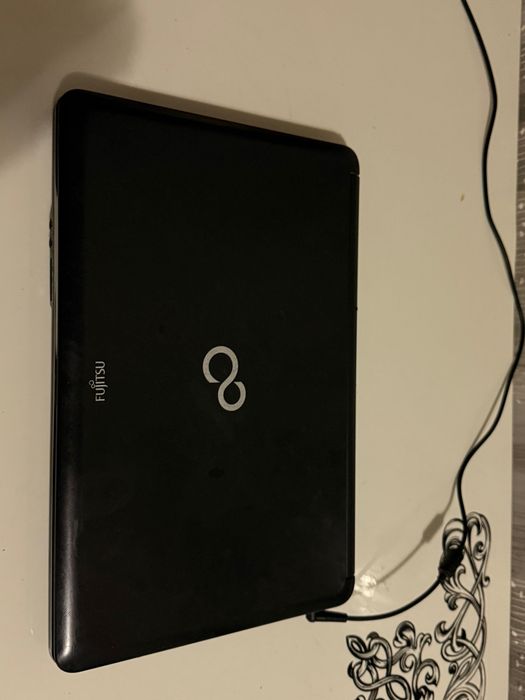 Ноутбук Fujitsu a530