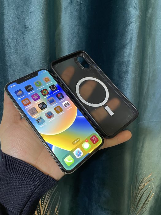 Продам телефон Айфон Х