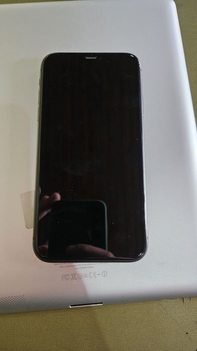 ipad 16gb 2nd generation и iphon 11 64gb