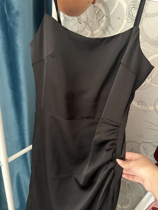 Чёрное платье элегантное