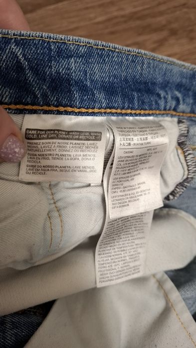 Мужские джинсы Levi's и Colin's