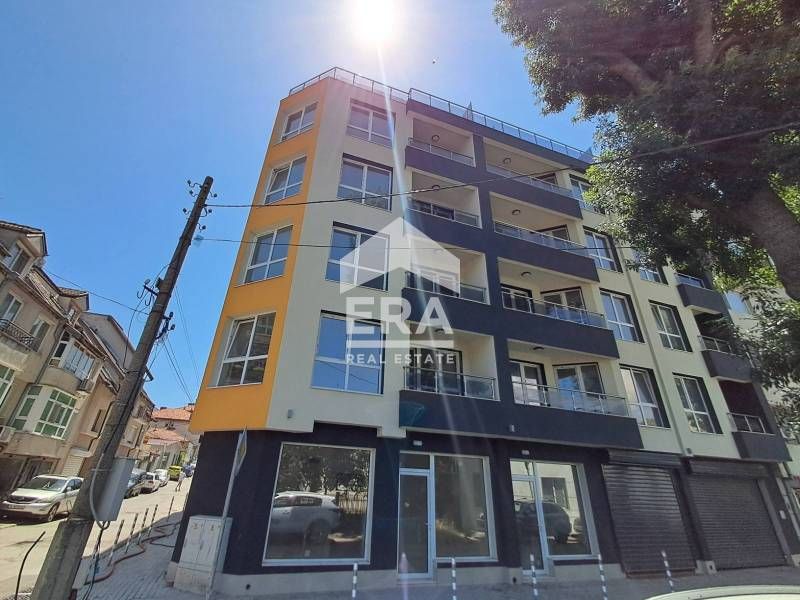 Продава се Двустаен апартамент в Варна, Аспарухово - 64 кв.м за 2105 €/кв.м - Снимка #1