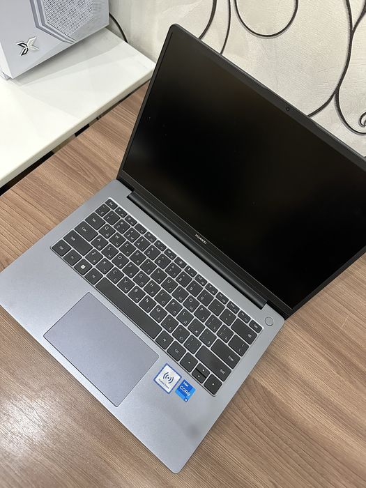 Huawei ноутбук …