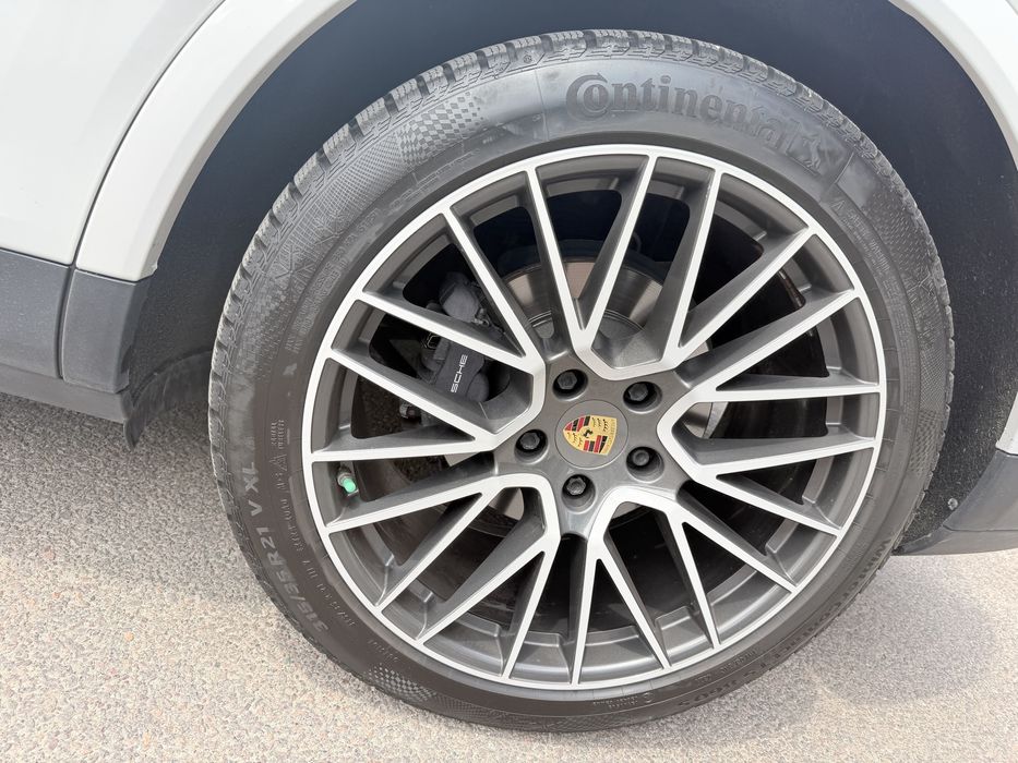 Porsche cayenne - Soft  Close - Extra Full - Absolut impecabila in garantie pana in martie 2028 - posibilitate predare leasging