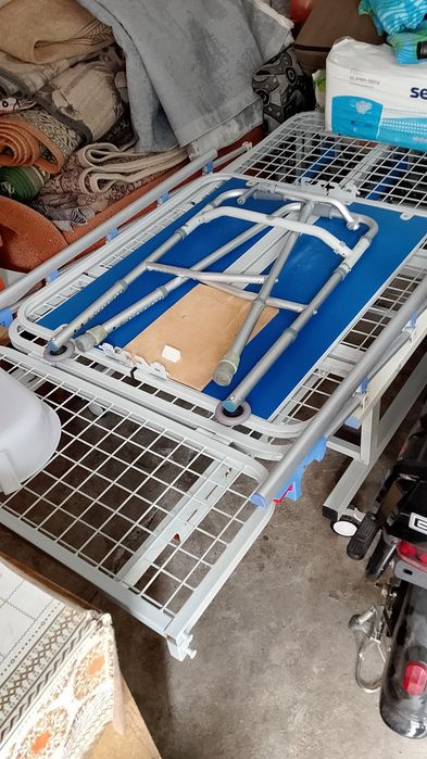 кровать для лежачих