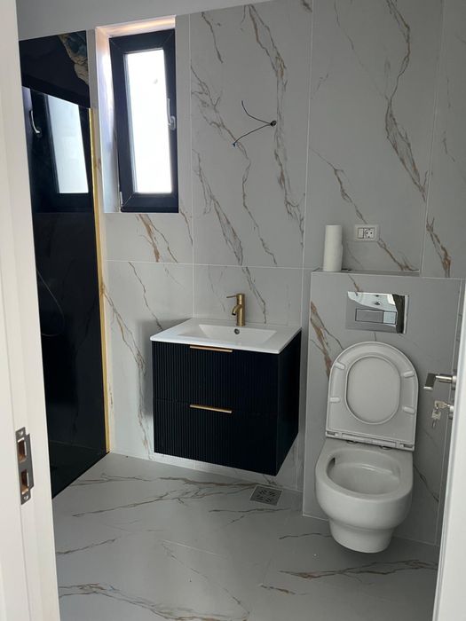 Case etaj/parter Albota