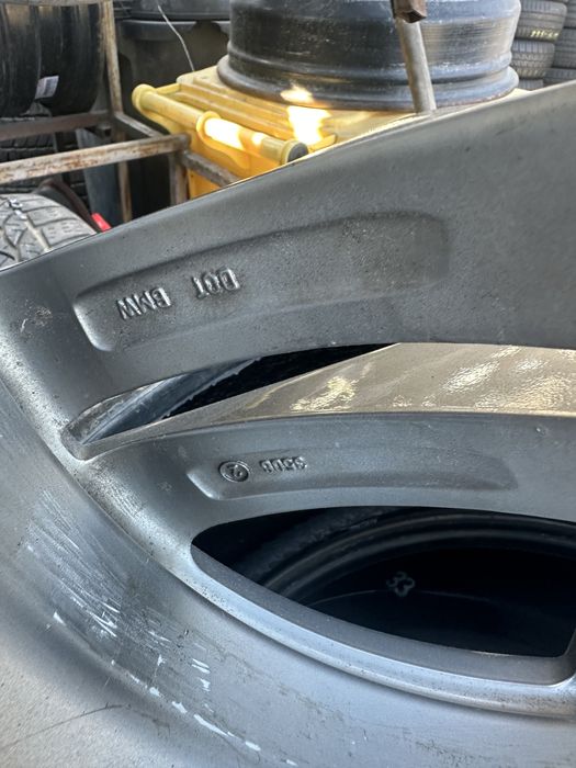 Jante BMW/5x120x19”(9J x 19” IS48/IS 18)-499€/set