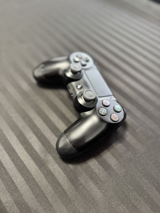 PlayStation 4 impecabil + Fc 26 + GTA 5