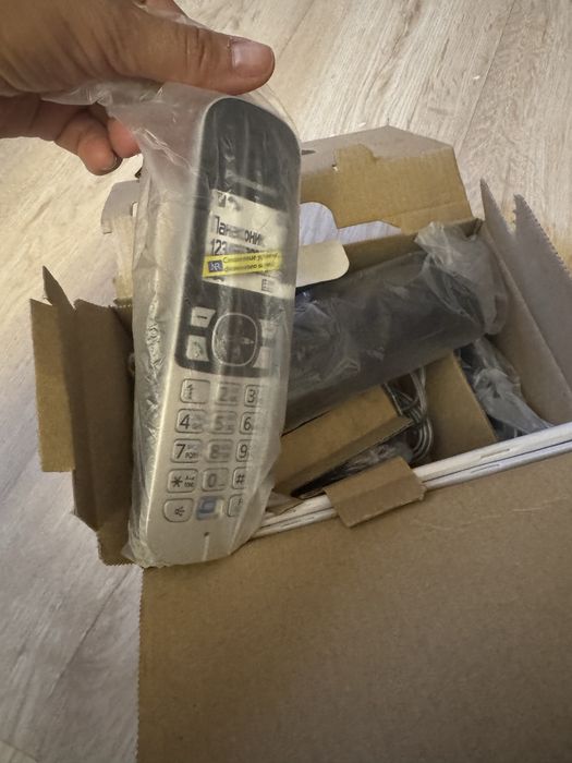 Продам телефон новый