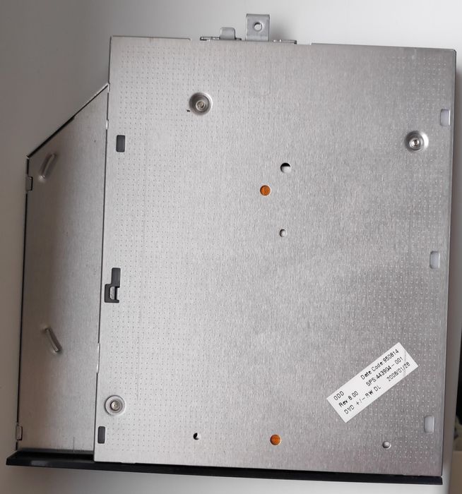 CD / DVD четец / записвачка за лаптоп