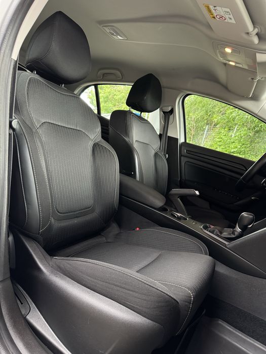 Renault Megane IV // 2021 euro 6 // 1.5 dci 115cp // AUTOMATA