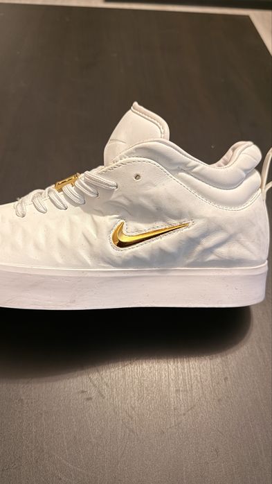 Nike Tiempo Vetta ’17 – Alb/Auriu Metalic – US 10 / EU 44