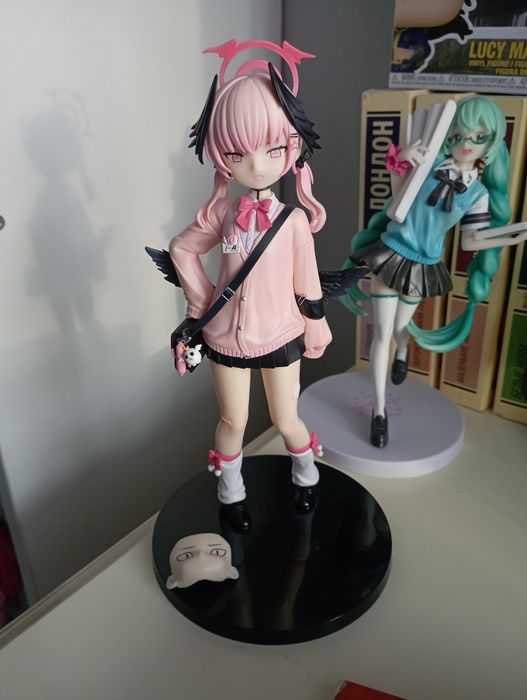 аниме фигурки хатсуне мику и другие