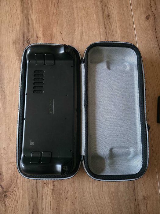 Steam Deck 512GB LCD + Докинг станция
