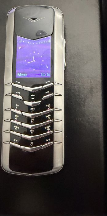 Vertu signature 1 . първо поколение.