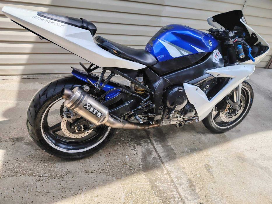 Yamaha YZF-R1 на части