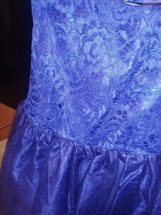 Платья нарядное.