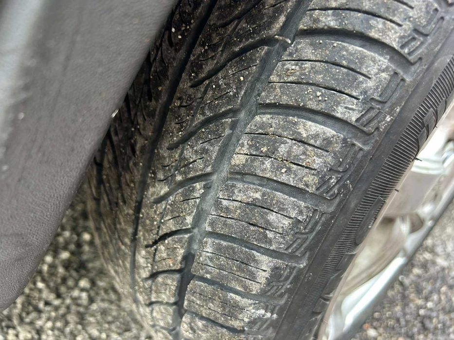 VW GOLF 2 1.8i 90hp GAZ INJ -Clima- tiptop!