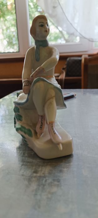 Посуда статуэтки