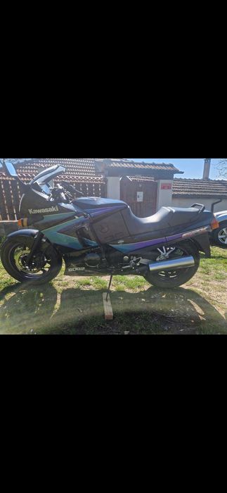 Продавам Kawasaki GPX600