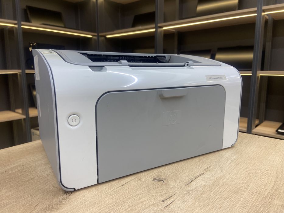 Лазерный принтер HP LaserJet P1102, ч/б, А4 в отличном состоянии