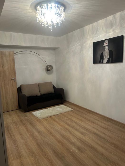 Inchiriez Apartament 2 camere