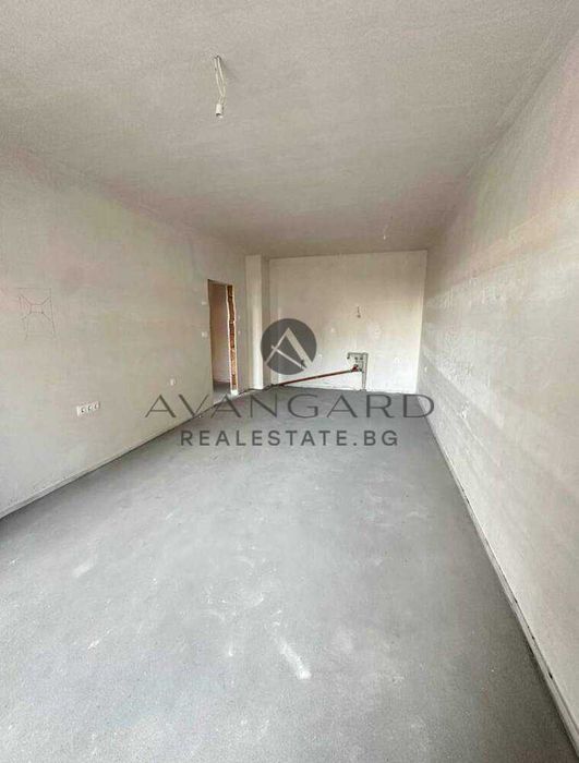 Продава се Двустаен апартамент в Пловдив, Тракия - 73 кв.м за 1576 €/кв.м - Снимка #1