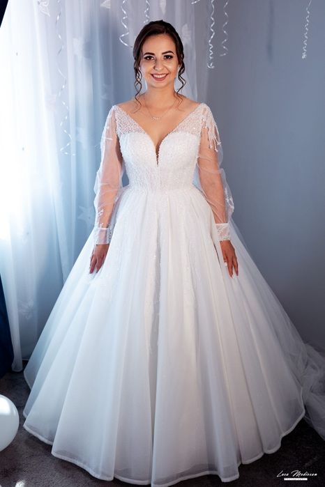 Vând rochie mireasa tip prințesa