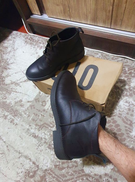 Продаются кожаные ботинки