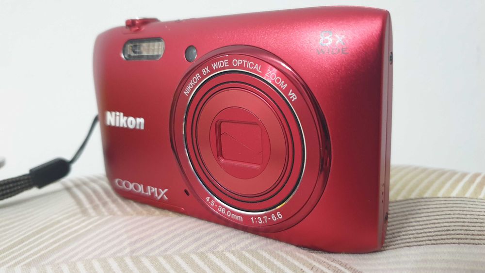 Nikon Coolpix S3600 20.1 МРх