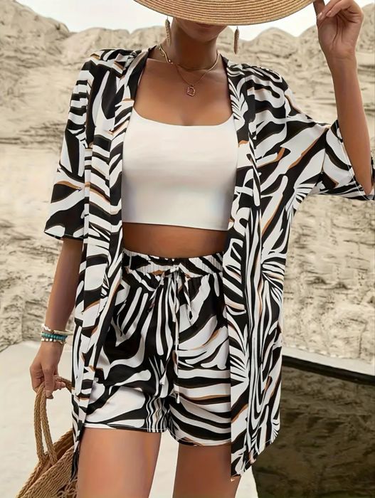 Елегантен дамски комплект от 2 части