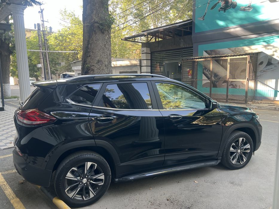 Tracker 2 premier plus 2025