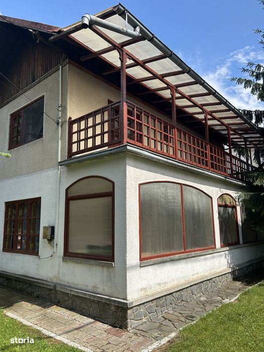Vila P+M in Busteni | 5 Dormitoare (10+ Loc. Cazare) - Business la Che